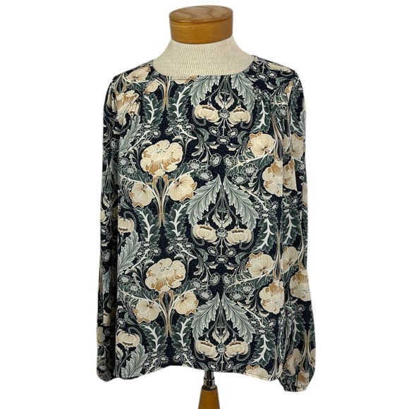 NWT LOfT Sz Med Floral Print Long Sleve Top - Picture 1 of 10